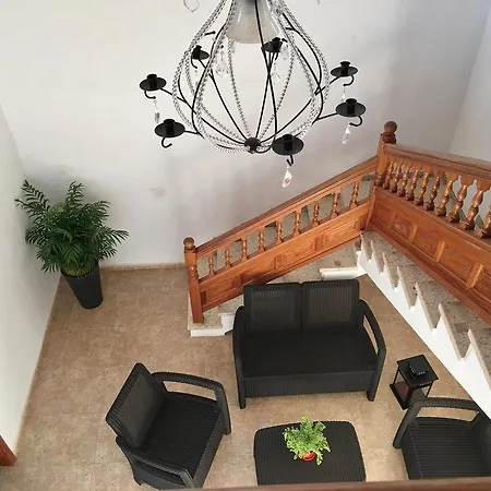 בית כפרי Casa Jardin *